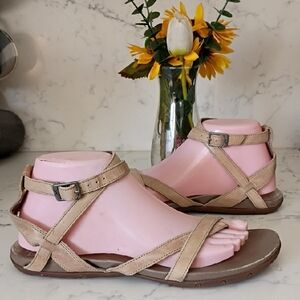CHACO Leather Women’s Sandals - Classic Ankle Buckle